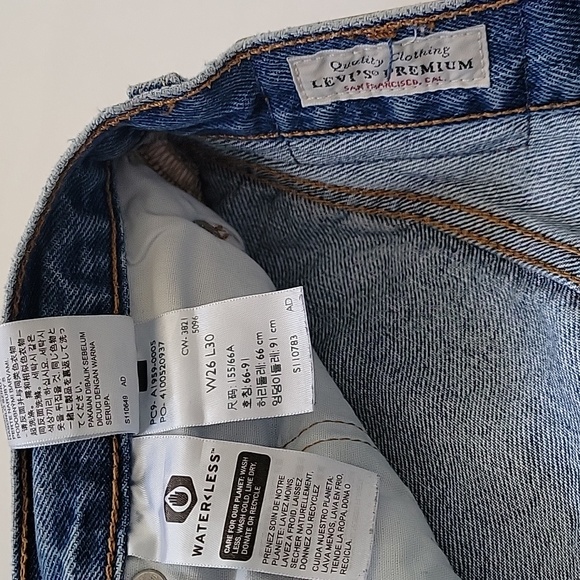 Levi's 501 Womens Jeans 26 Waist 30 Length Leather Patch Big L Tag 100% cotton - Picture 7 of 11